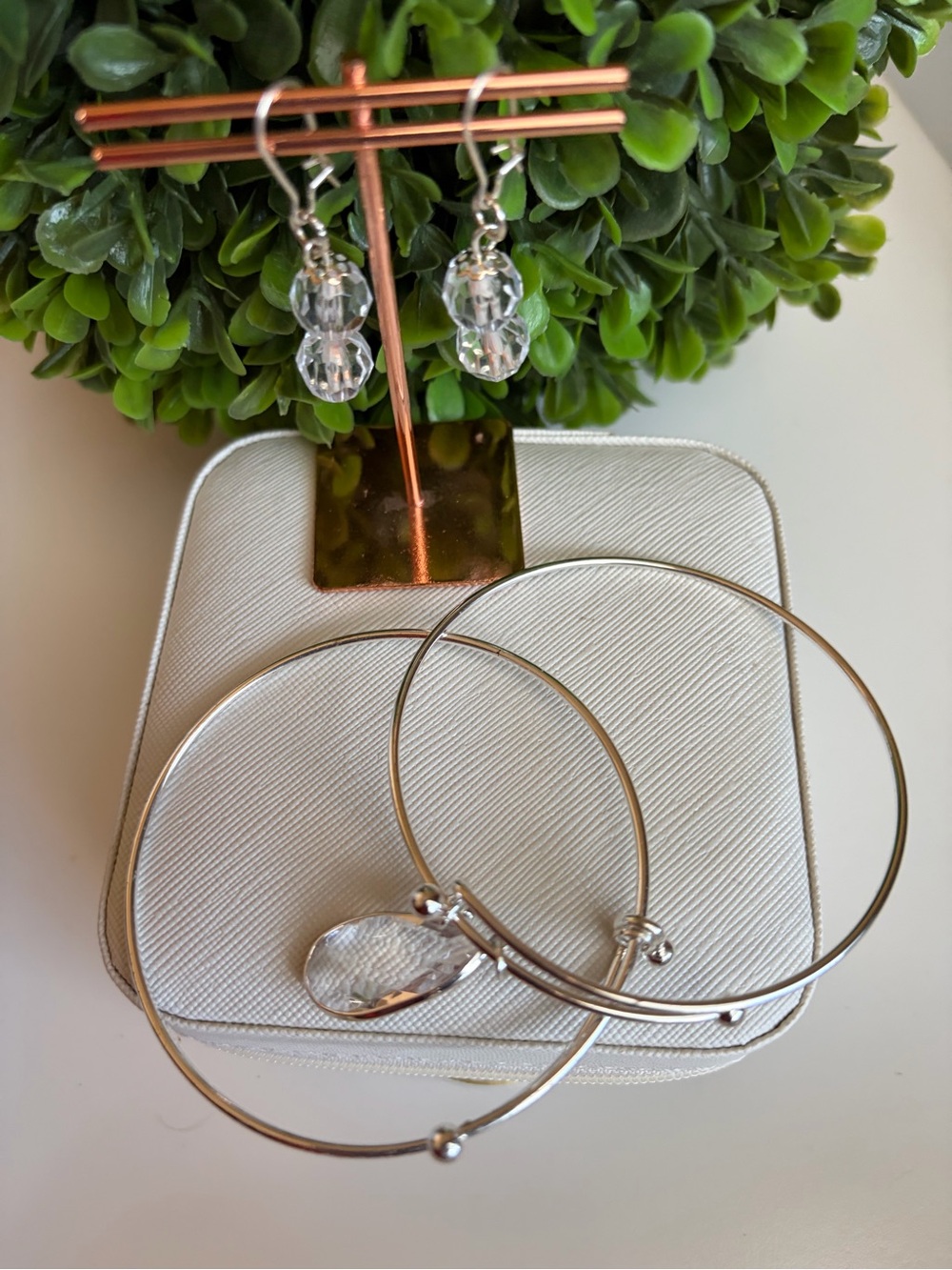 Fashion Jewelry silver tone bangle bracelets and Clear Crystal Drop Earrings